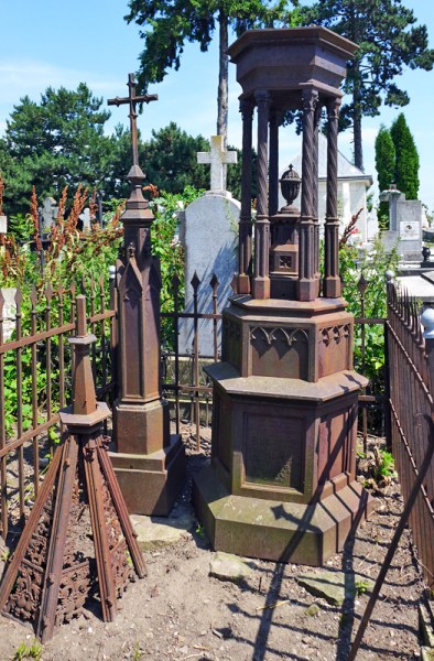 You were pumping iron as I was pumping irony (Heaven knows)