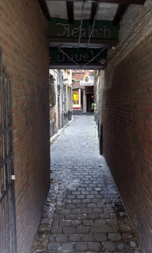 God’s Pocket (Can't Find My Way Home)