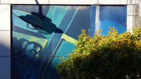 We three (My echo my shadow and me)