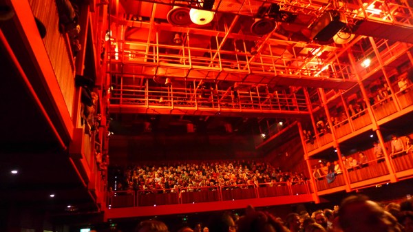 The World Keeps On Turnin w Blues