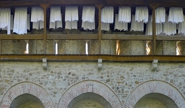 white-lies-peace-quiet